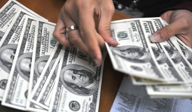 INDONESIA-FINANCE-BANKING-FOREX