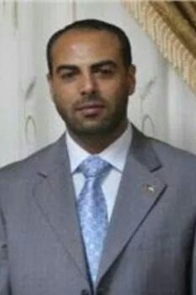 أيمن طه.