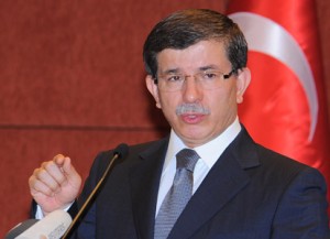 احمد داود اوغلو رئيس الوزراء التركي