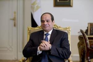 الرئيس المصري عبد الفتاح السياسي في القصر الرئاسي بالقاهرة