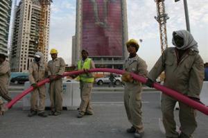 ضغوط كبيرة على قطر لتحسين ظروف العمال 