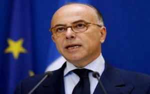  وزير الداخلية الفرنسي برنار كازنوف