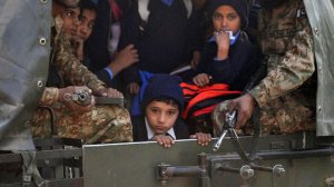 Pakistan-camion-enfants-m