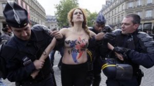 femen-fn_1عاريات الصدر
