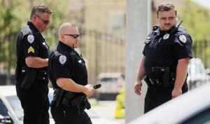 العثور على رضيع من هيوستن على قيد الحياة بعد اكتشاف جثة والدته في ثلاجة