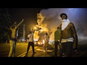 الولايات المتحدة - الشرطة تطلق النار على شخصا أسود أعزل في ولاية أريزونا