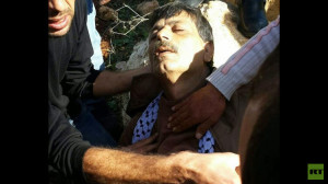 لوزير الفلسطيني زياد أبو عين لحظة اطلاق الرصاص عليه