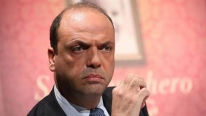 وزير الداخلية الايطالية انجيلينو ألفانو