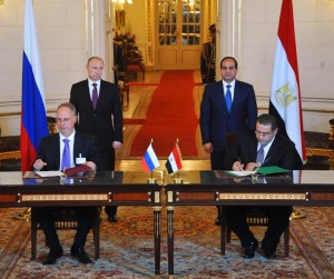 الرئيسان عبد الفتاح السيسي وفلاديمير بوتين يشهدان توقيع اتفافيات بين مصر وروسيا