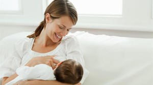 الرضاعة الطبيعية تحمي من الحساسية والربو