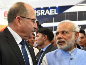 يعالون في الهند نحو مزيد من التقارب مع إسرائيل