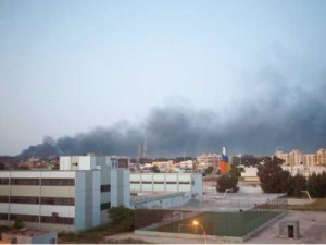 Gunfire and explosions heard in Libyan capital