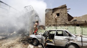 مقاتلات عاصفة الحزم تقصف مراكز الحوثيين