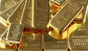 الذهب يتراجع مع تقليص الدولار لخسائره بعد بيانات امريكية