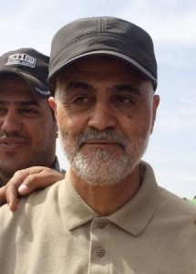 لميجر جنرال قاسم سليماني قائد فيلق القدس التابع للحرس الثوري الإيراني في محافظة صلاح الدين ي