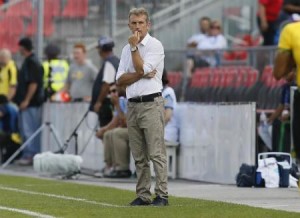 البرت روكا مدرب منتخب السلفادور