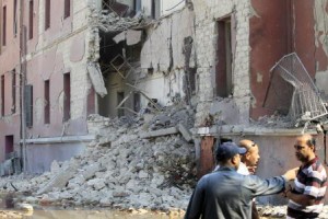دمار لحق بالقنصلية الايطالية في القاهرة جراء انفجار يوم السبت