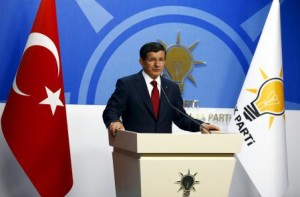رئيس الوزراء التركي أحمد داود أوغلو 