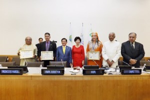 Chairman Lee of HWPL and ChairwomanKimofIWPGwith VIP Guests of the UN Conference