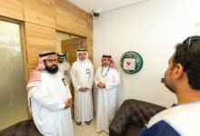 الرئيس التنفيذي لـ الشرقية الصحي يتفقد مركز المراقبة الصحية في منفذ جسر الملك فهد