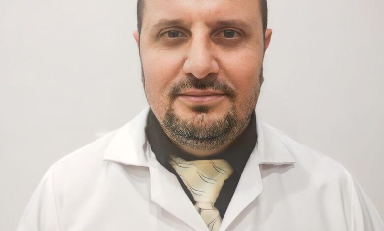 الشك بقرار الطبيب ظاهرة شائعة لها تداعيات سلبية تؤثر على صحة المريض واستجابته للعلاج 